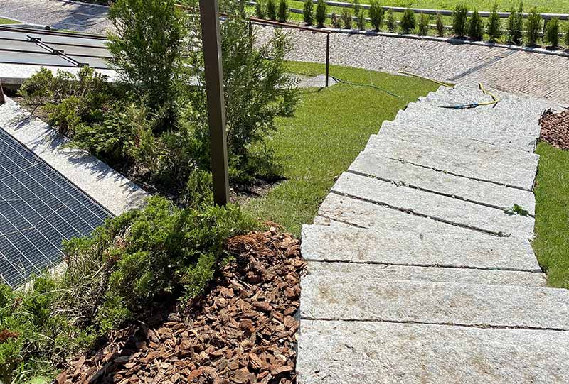 Vialetto di montagna 4 Gradini in pietra realizzati a mano