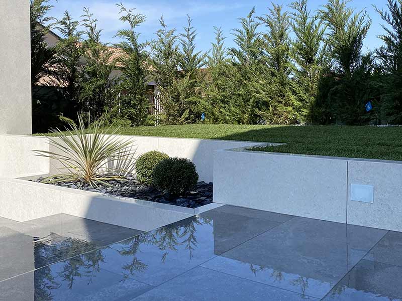 Giardino rialzato Giardino rialzato minimale